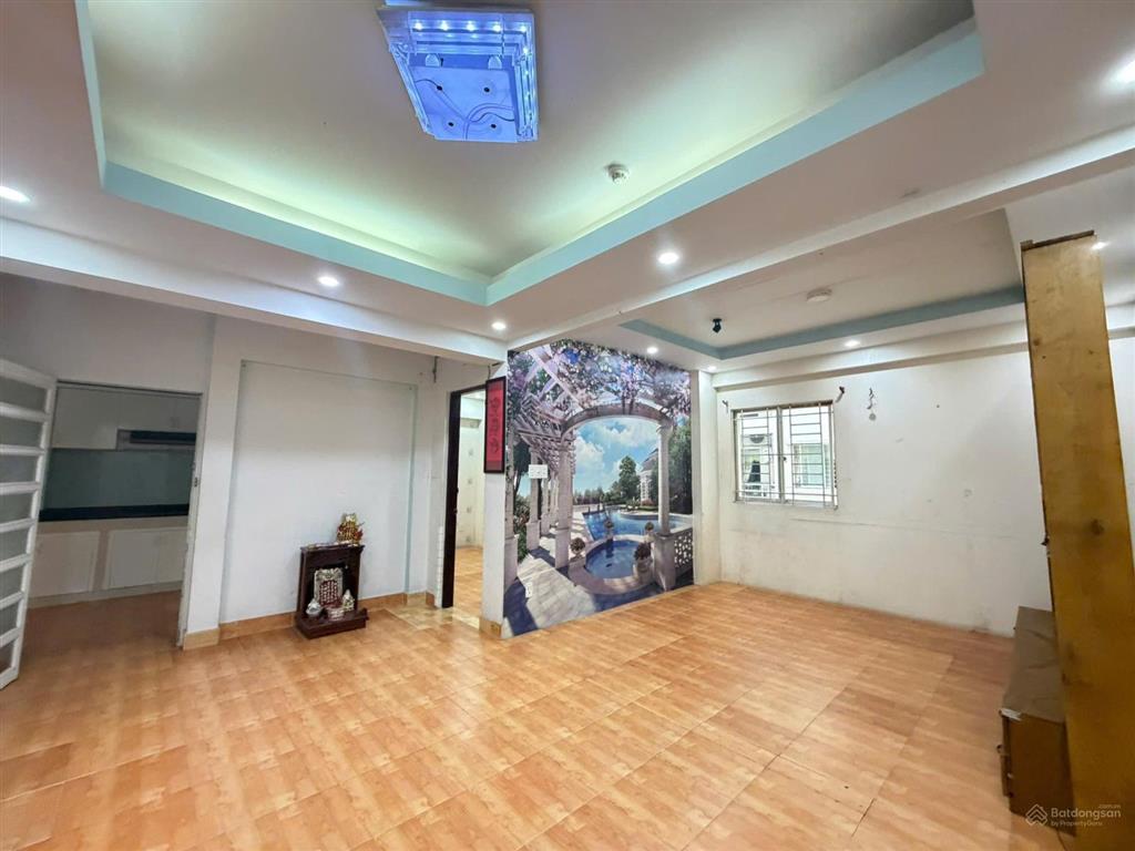 Cần bán gấp căn hộ mỹ thuận phường 16 q8 dt 107m2, 2 phòng ngủ, 2wc, view thoáng mát căn góc