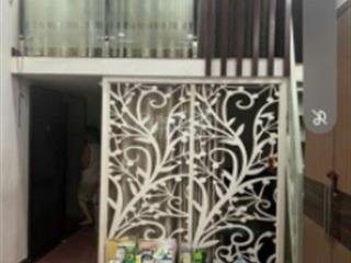 Bán căn hộ chung cư sát bên 26 ngô quyền lầu 1 quận 5 dt 39m2, 2pn, 1wc giao thông thuận tiện