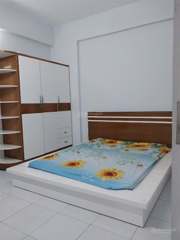 Cần bán căn hộ lê thành block b, bình tân, dt 77m2, 2 phòng ngủ, 2 wc nhà rộng thoáng mát