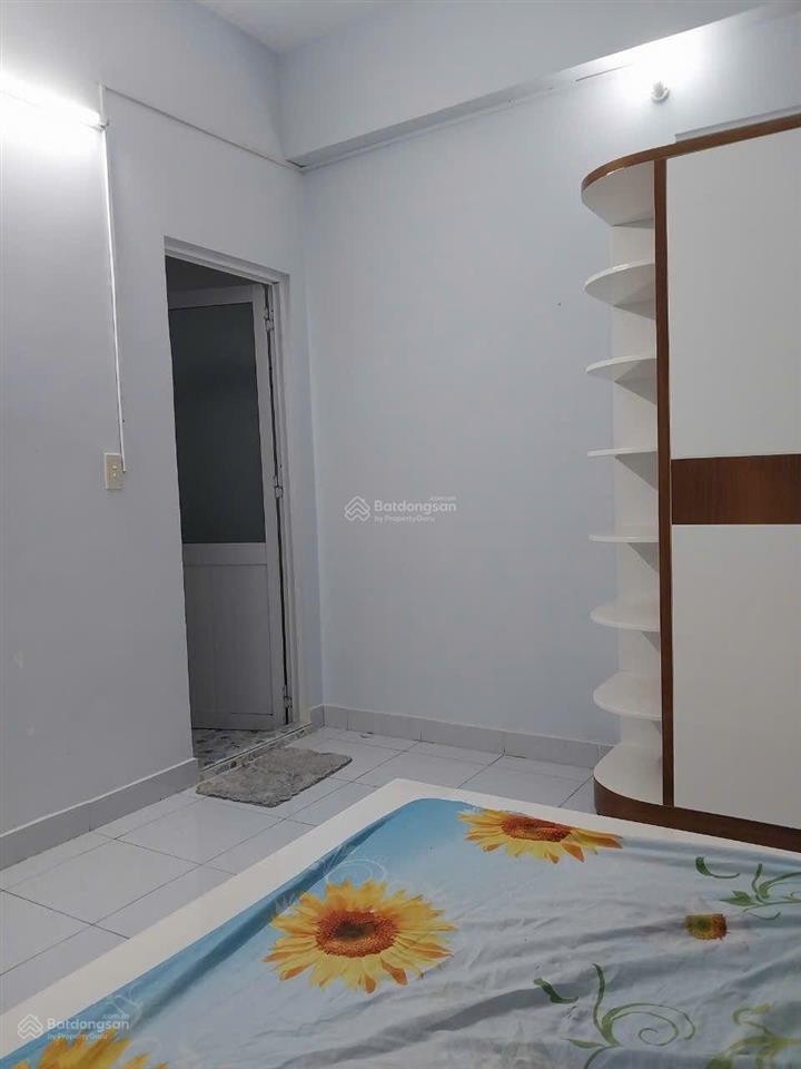 Cần bán căn hộ lê thành block b, bình tân, dt 77m2, 2 phòng ngủ, 2 wc nhà rộng thoáng mát
