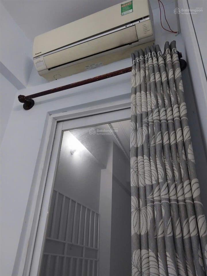 Cần bán căn hộ lê thành block b, bình tân, dt 77m2, 2 phòng ngủ, 2 wc nhà rộng thoáng mát