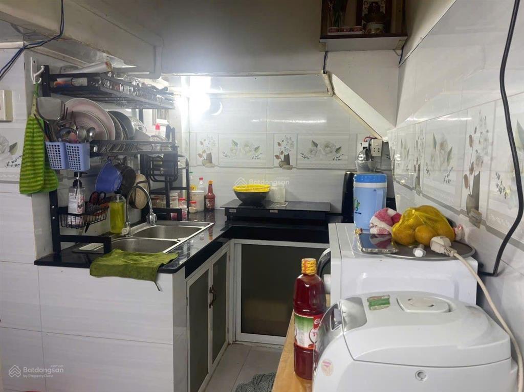 Giá 4.5 tỷ
địa chỉ đường nguyễn trãi, phường 11, quận 5
mô tả
loại hình chung cư
diện tích