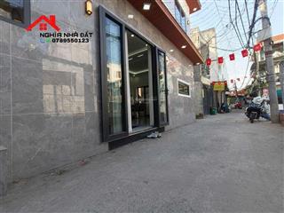 Chủ nhà cần bán cc thanh nhật thang máy phường 7, q8, dt74m2 ,2pn 2wc, căn góc , sổ hồng