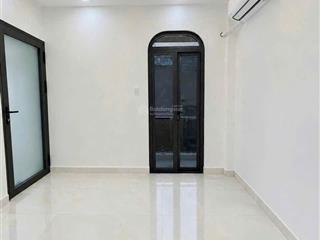 Bán nhà đẹp 3 tấm quận 4, vị trí hẻm 1/ đường đoàn văn bơ  phường xóm chiếu. diện tích 21.31m2