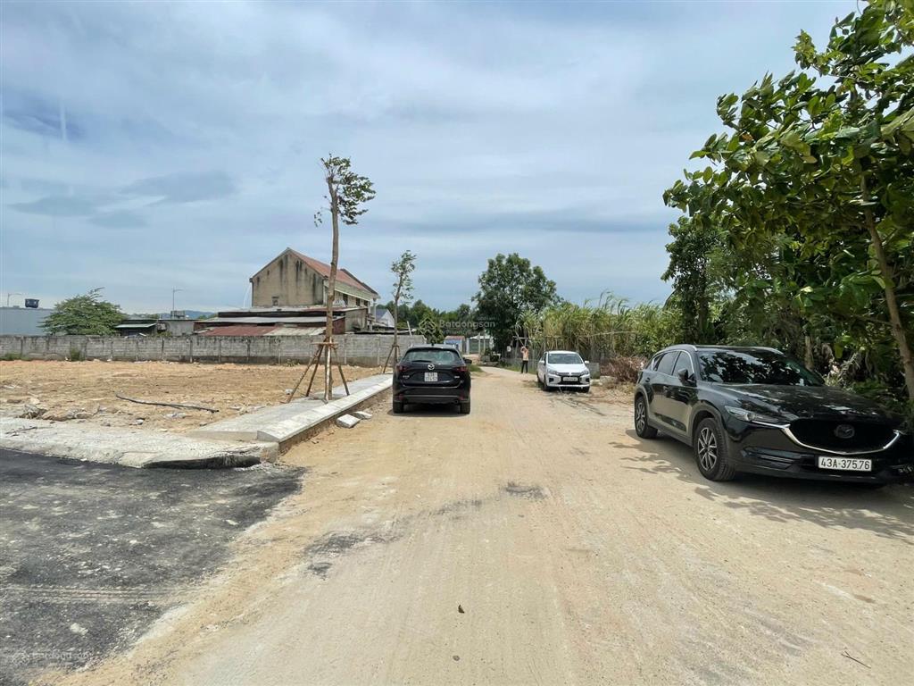 Đất mặt tiền ql14b  gần cầu quảng đà  sổ sẵn