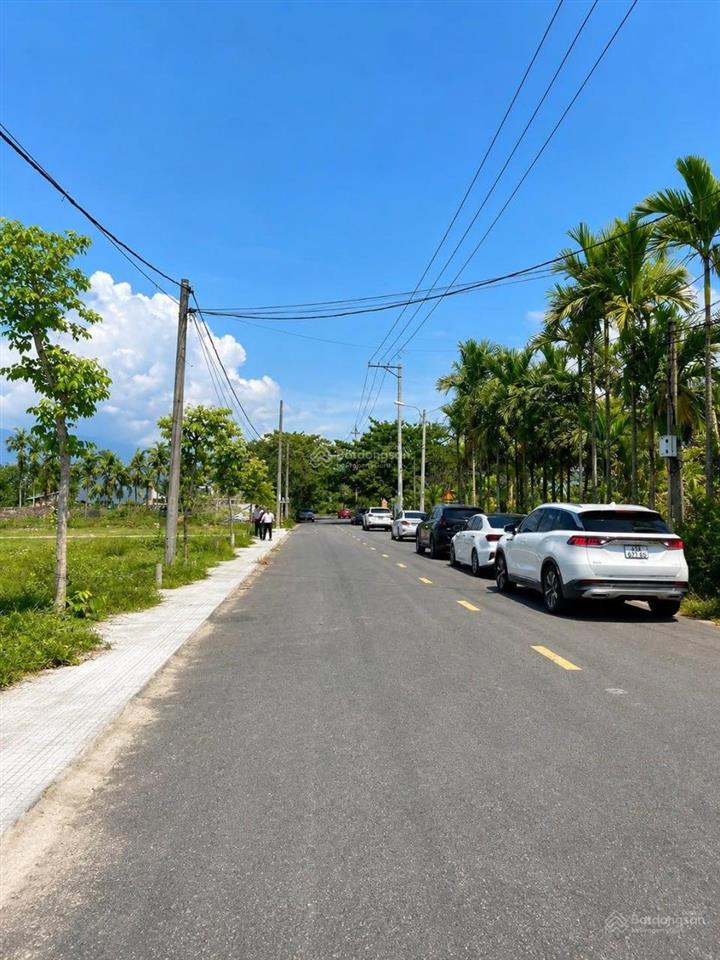 Đất trung tâm hòa tiến  120m2  sẵn sổ  giá chỉ 1,2 tỷ