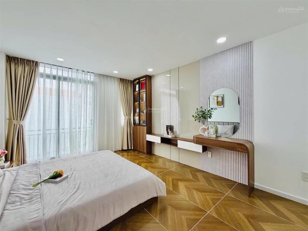 Hẻm xe hơi huỳnh văn bánh | 55m2 | 3pn x 3wc | full nội thất | nhà đẹp ở liền