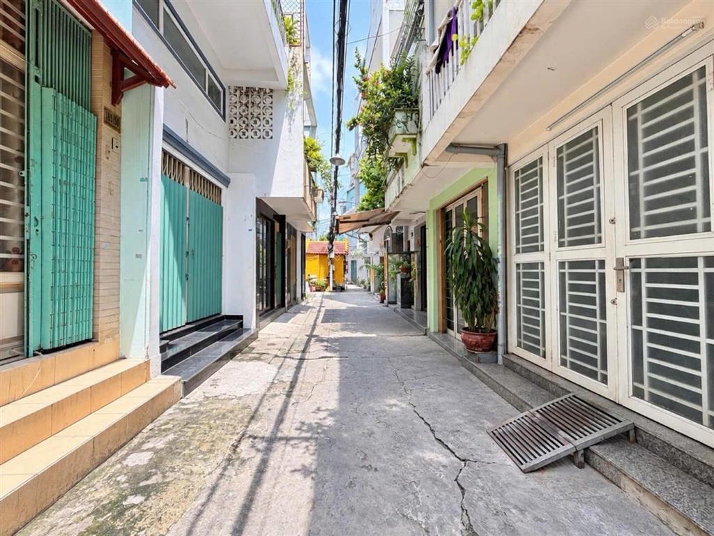 Hẻm xe hơi huỳnh văn bánh thông phan đình phùng | 3 tầng btct | 50m2 | 4pn rộng rãi |