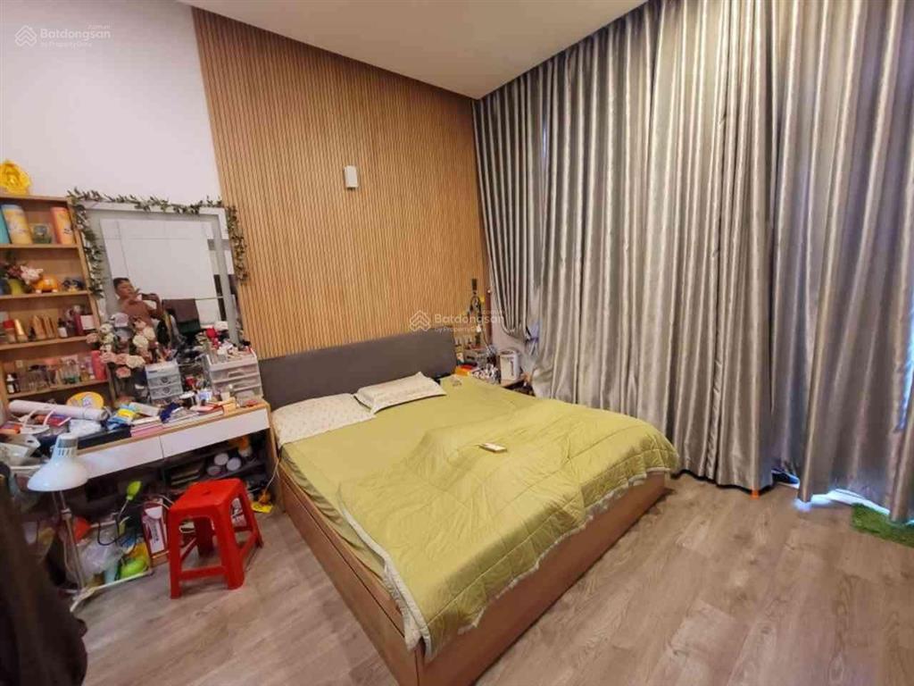 Lê văn sỹ | 70m2 | nhỉnh 7đ | ngang 4.5 | hẻm thông ra các đường lớn |
