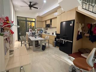 Hẻm xe hơi đỗ cổng | đinh tiên hoàng | cạnh q1 | 50m2 | 6.0 tỷ nhỉnh thương lượng tốt |