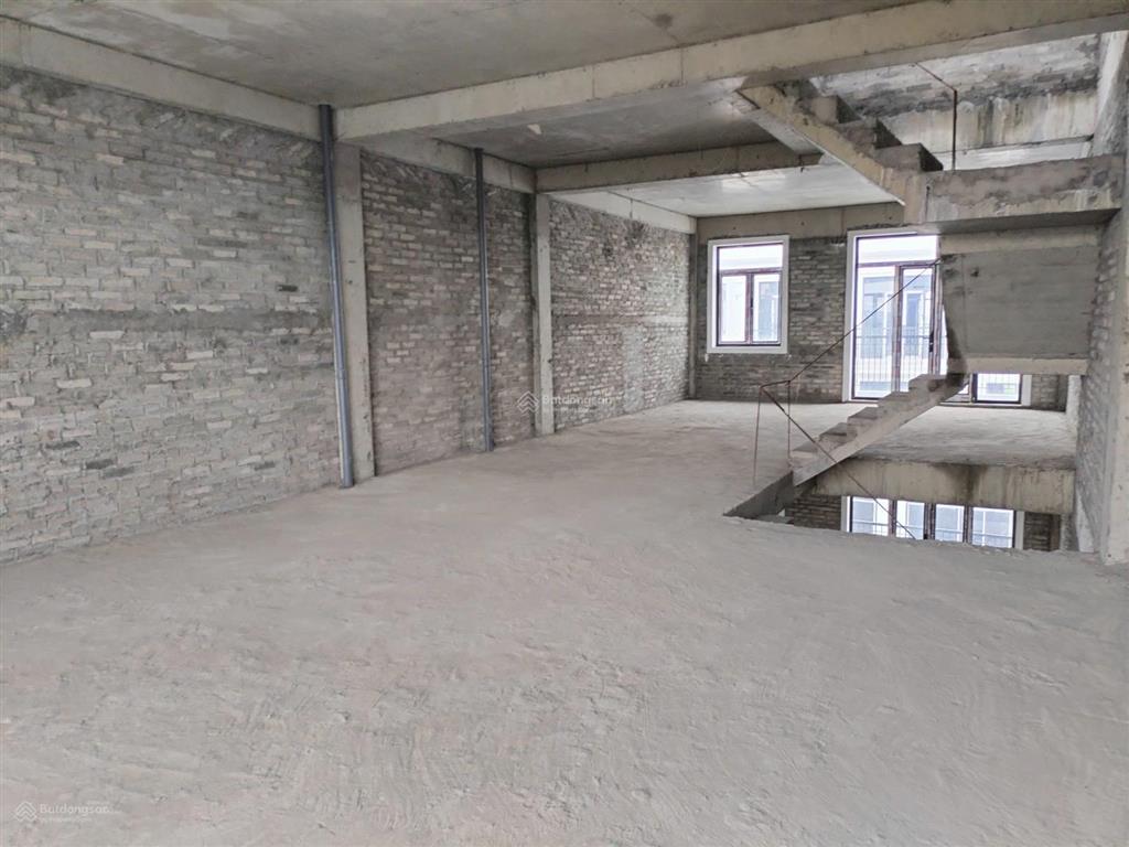 Chính chủ cần bán căn liền kề 135m2 mặt tiền 6 mét vị trí rất đẹp, tiềm năng tăng giá cao