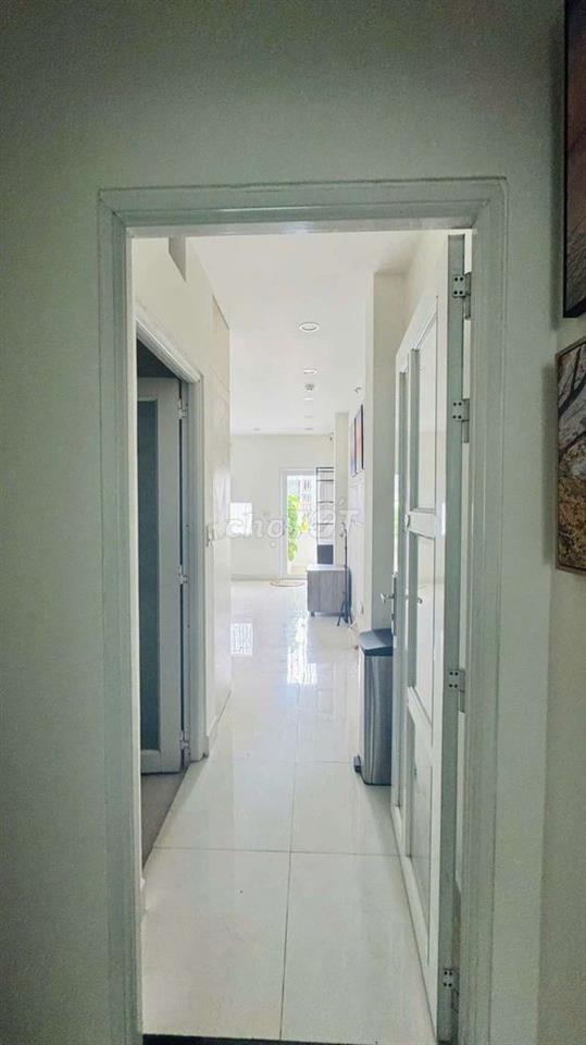 biệt thự mặt tiền đường 19 KDC bình hưng DT 6m x 24m 2 lầu