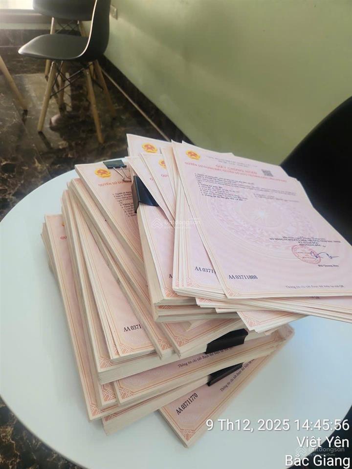 Hàng vip bên em còn 3 lô om10 giá tốt nhất dự án việt yên riverside om10  mặt công viên