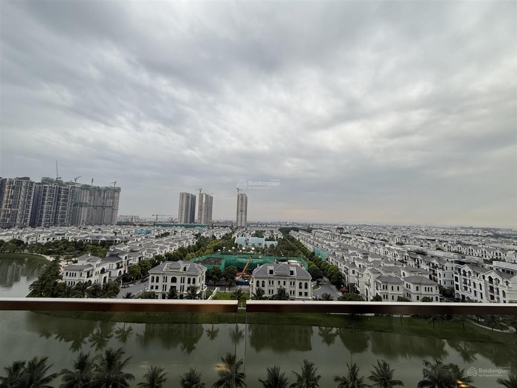 Chính chủ bán hoa hậu 3n masteri waterfront h2 | 80m| nội thất cao cấp | view hồ thoáng vĩnh viễn