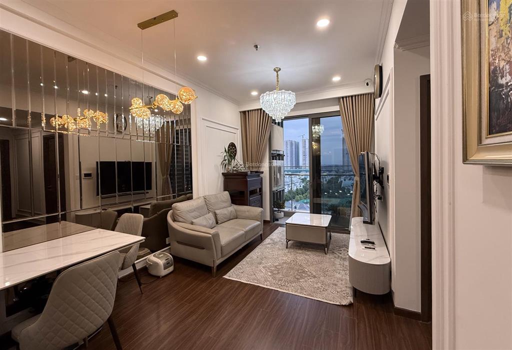 Chính chủ bán hoa hậu 3n masteri waterfront h2 | 80m| nội thất cao cấp | view hồ thoáng vĩnh viễn