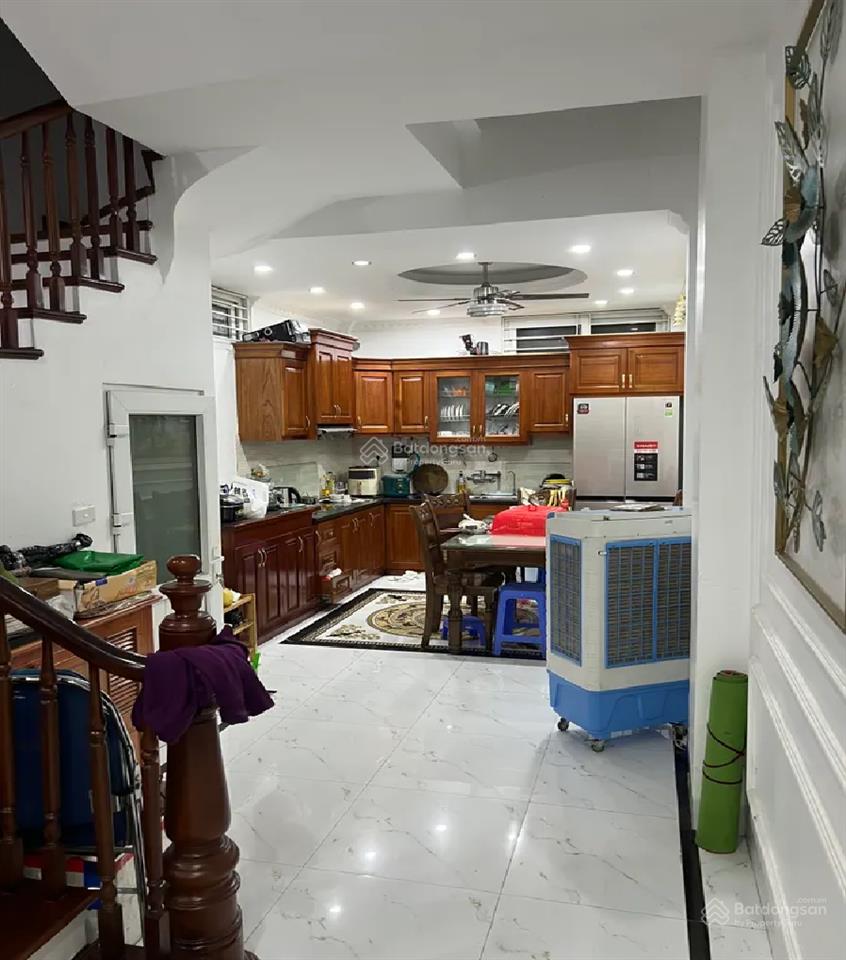 Bán siêu phẩm nhà ô tô trong nhà, sổ đỏ hoa khôi cầu giấy , mặt tiền 4.5m, giá nhỉnh 12 tỷ