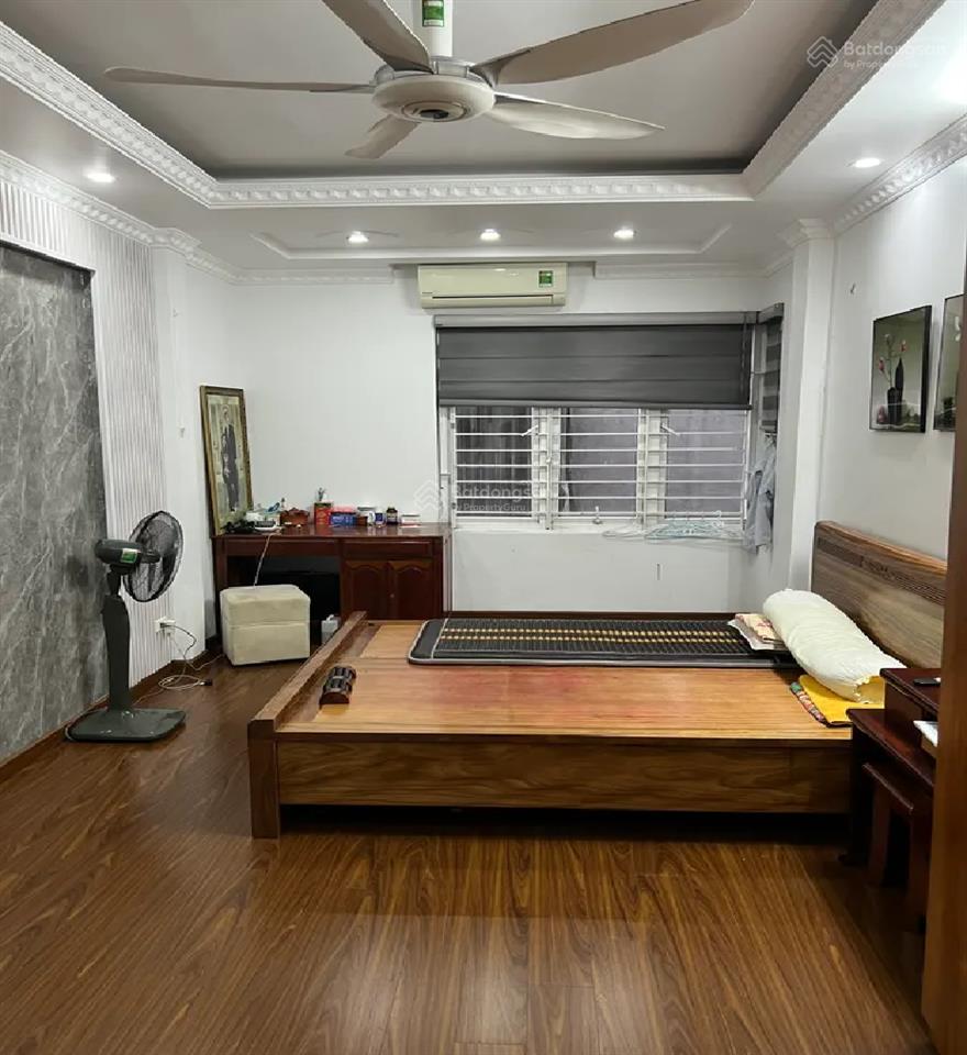 Bán siêu phẩm nhà ô tô trong nhà, sổ đỏ hoa khôi cầu giấy , mặt tiền 4.5m, giá nhỉnh 12 tỷ