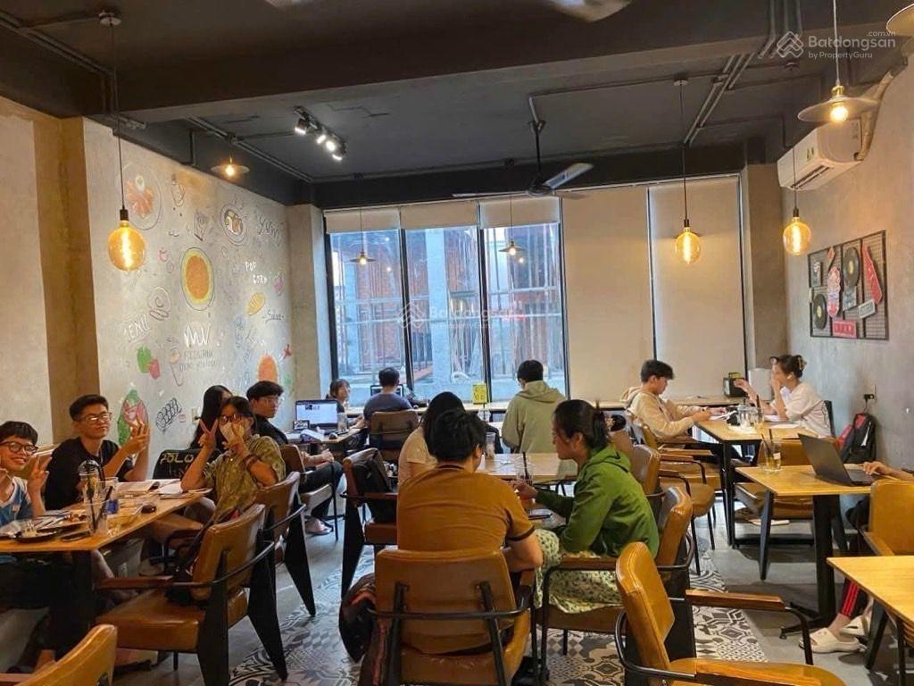 Lê thúc hoạch (q. tân phú)  4 tầng  diện tích 5,5x11m  giá 9,x tỷ còn tl