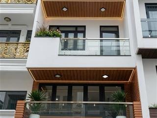 Bán nhà 4 tầng  ngay khu tên lửa ( bình tân )  dt 5 x 20m  đường 16m  giá chỉ 16 tỏi