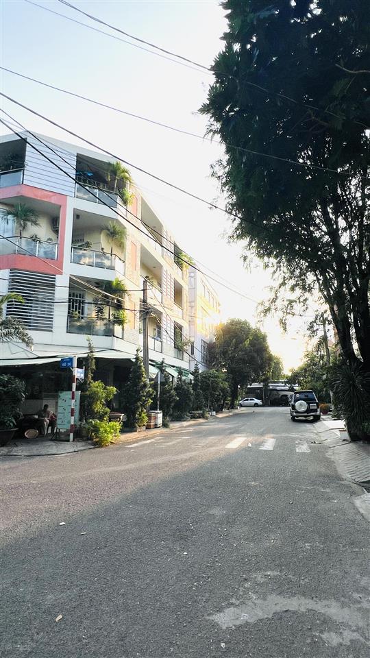 Bán nhà 5 tầng  lê văn quới (bình tân)  dt 4,5 x 16m (72m²)  hẻm 8m 1/ ôtô thông  giá