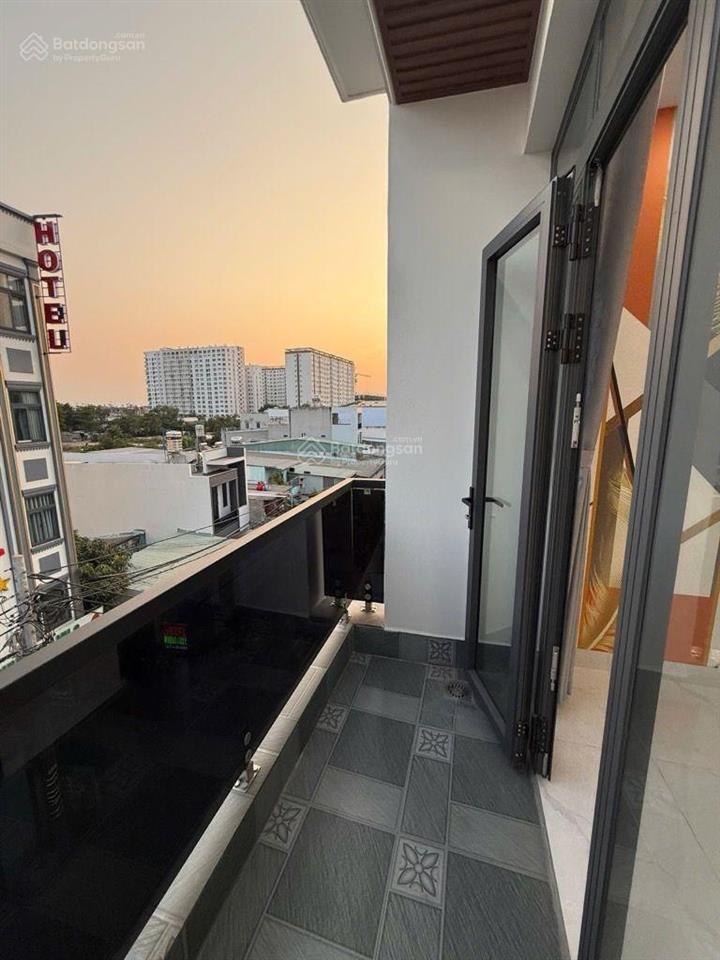 Bán nhà 5 tầng  lê văn quới (bình tân)  dt 4,5 x 16m (72m²)  hẻm 8m 1/ ôtô thông  giá