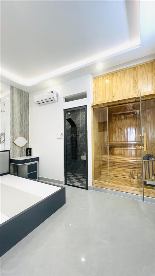 Nhà đẹp 5 tầng  gần hương lộ 2 (b. tân) nhỉnh 6 tỷ  dt 4 x 15m  đường nhựa 10m thông
