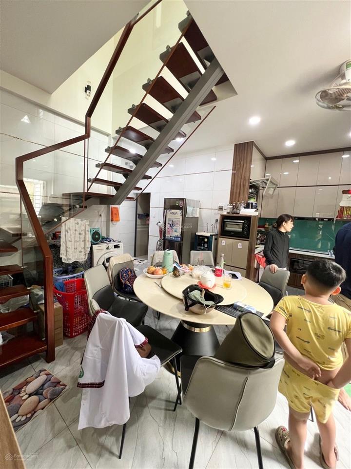 Nhà 3 tầng  lê văn quới (bình tân)  hẻm xe hơi 7m  giá 5,45 tỷ  dt 60m2 vuông vức klg