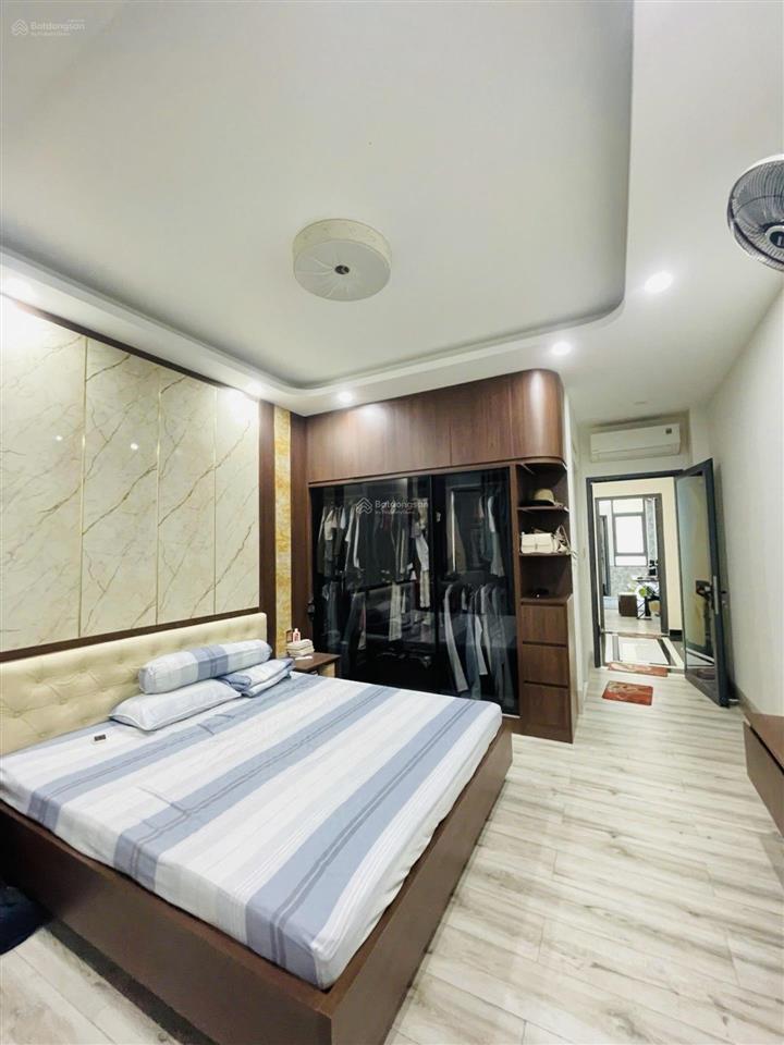 Bán nhà phố mtkd 5 tầng  dt 80m2 tại nguyễn sơn, tân phú giá 12,5tỷ