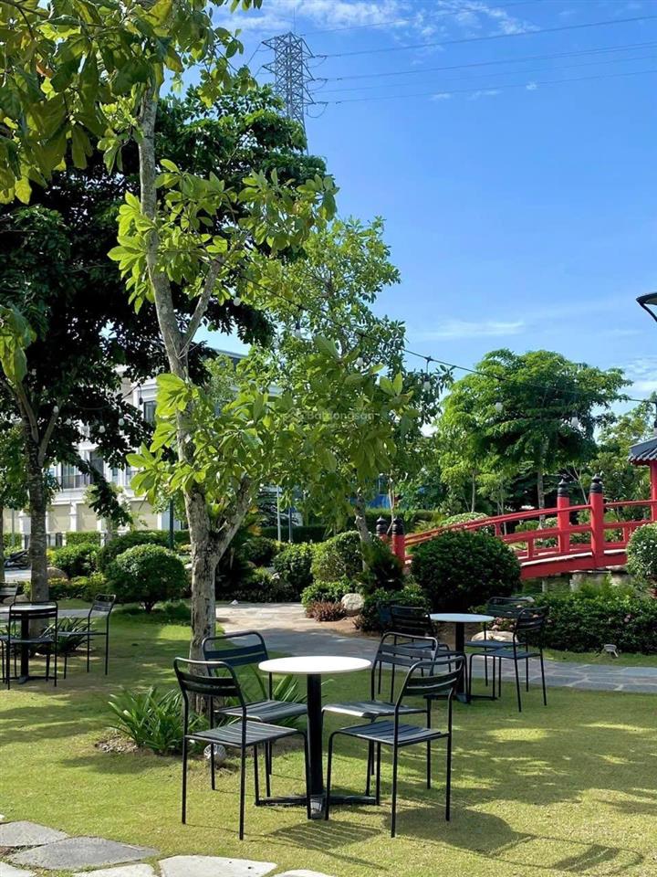 Duy nhất 1 căn biệt thự 75m2 chỉ 1ty9 nằm sát cổng kcn thuận đạo truờng học và chợ chỉ 500m