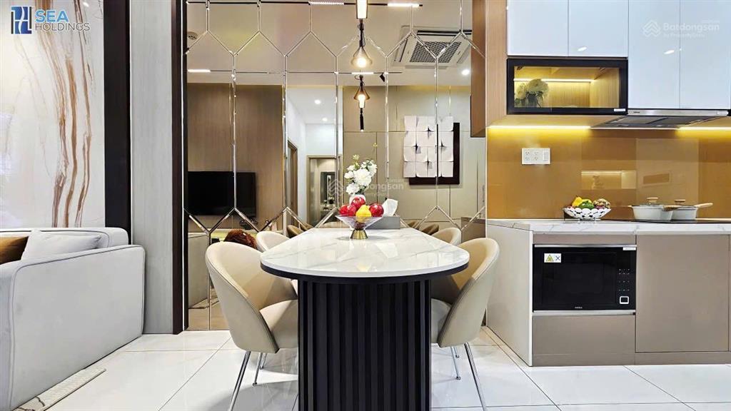 Căn hộ cao cấp giá quốc dân  mặt tiền ql1a  4 hồ bơi giá rẻ 2pn và 2wc giá 1.976 tỷ
