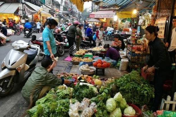 Cần sang lại mãnh vườn (4690m2) đất thổ cư shr ngay chợ dân cư hiện hữu giá 610 triệu