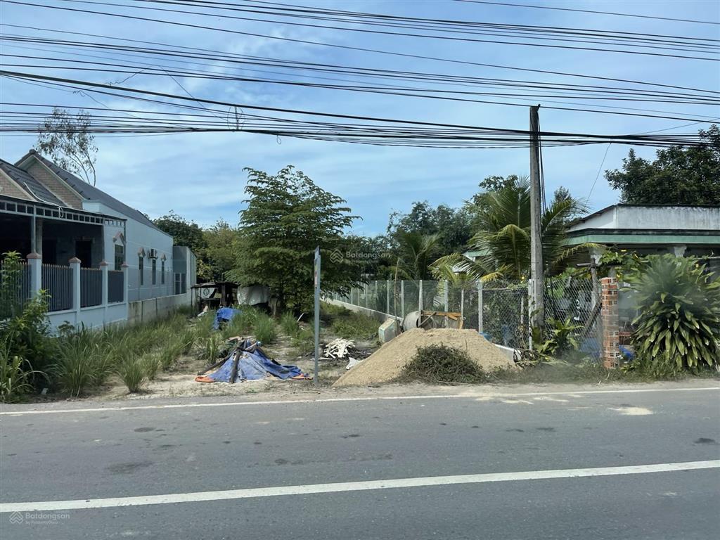 Sang lại nền đất (6x35=210m2) thổ cư shr mt đường quốc lộ 53 dân đông cạnh chợ, cty giá 720 triệu