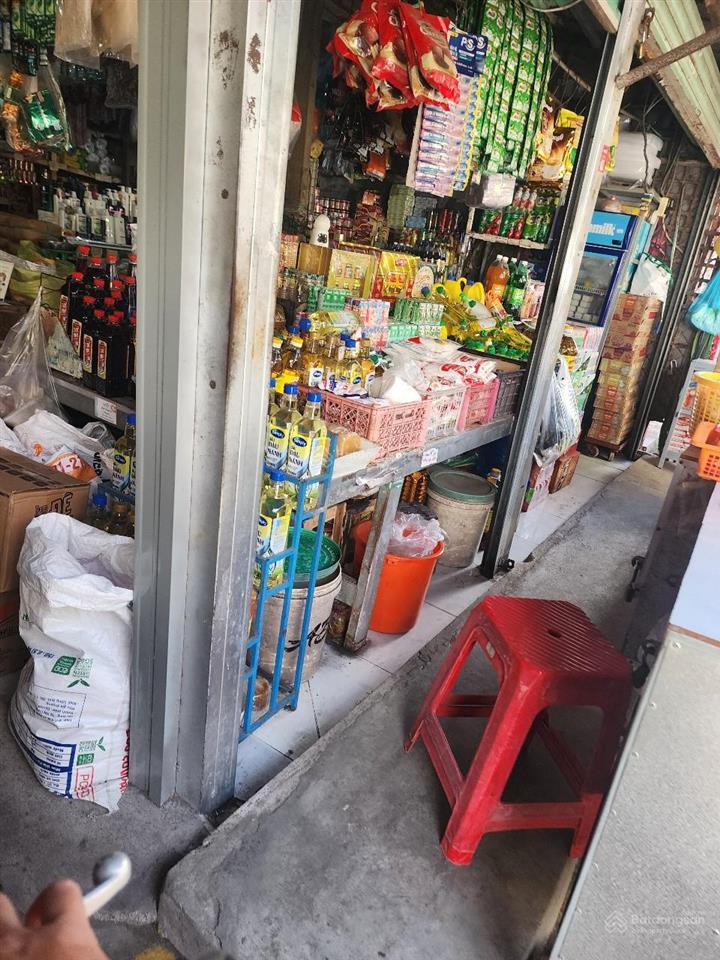 Sang lại nền đất (6x35=210m2) thổ cư shr mt đường quốc lộ 53 dân đông cạnh chợ, cty giá 720 triệu