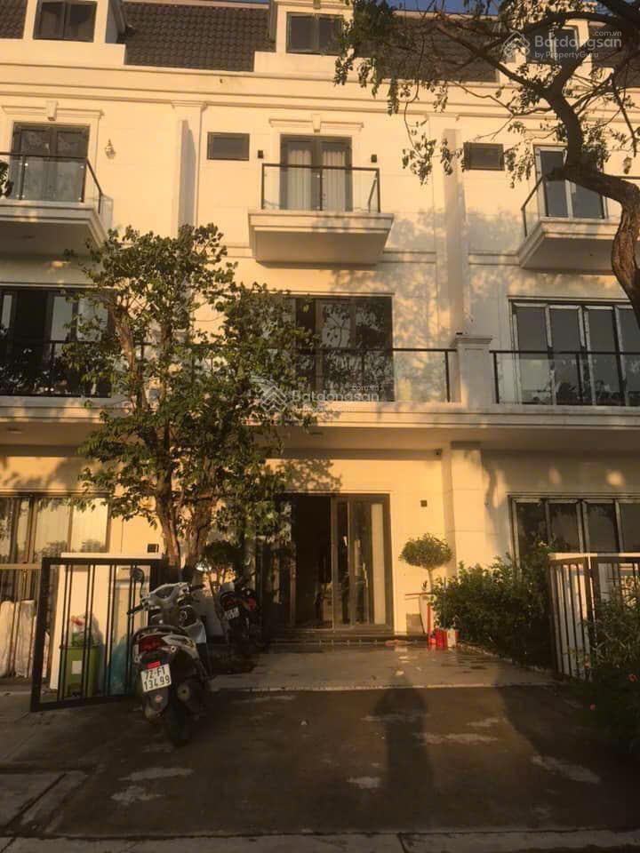 Cho thuê nhà phố tại dự án simcity  thích hợp kinh doanh và ở