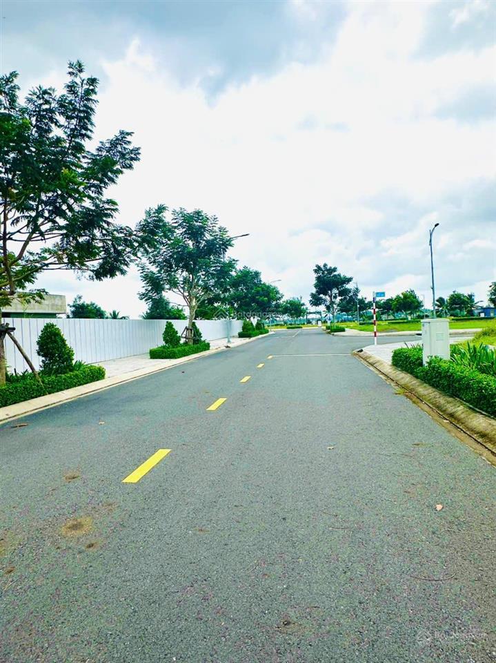 Đất nền sát bình chánh chỉ 25tr/m2 pháp lý sạch sổ hồng riêng.trả trước chỉ 900 triệu, 0817 066 ***