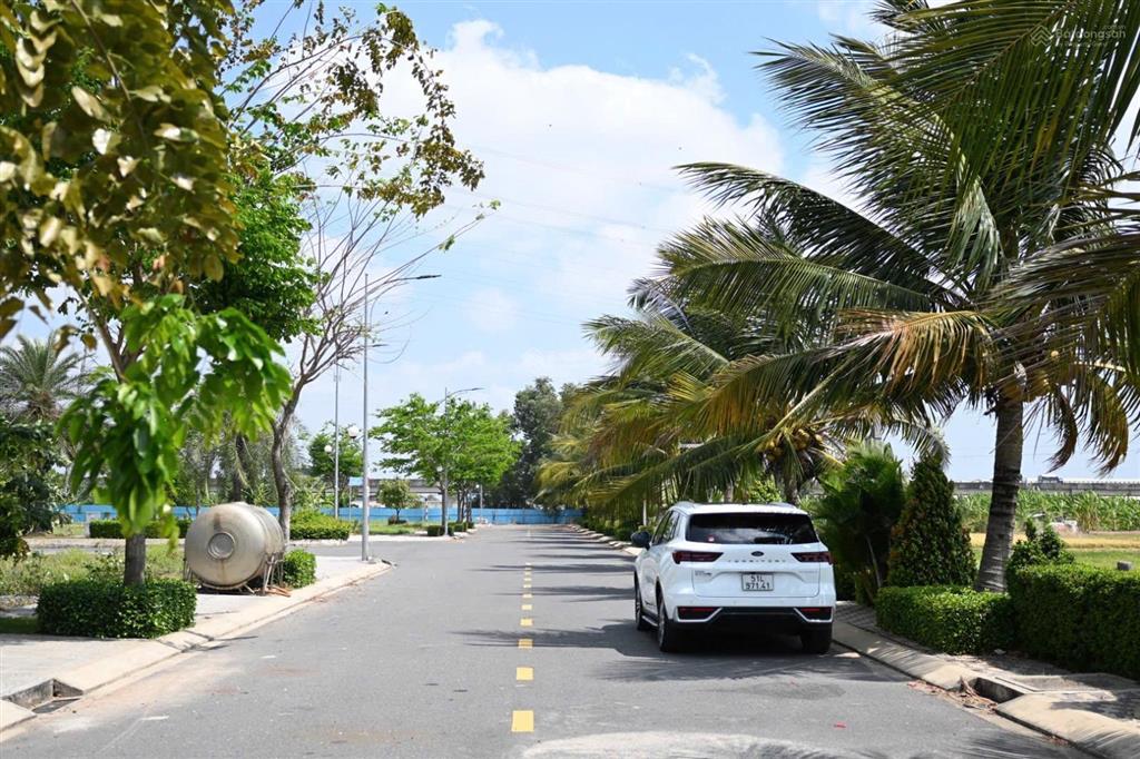 Sỡ hữu ngay đất nền ngay eco retreat chỉ nhỉnh 2 tỷ  90m2đã có sổ  không gian xanh  0817 066 ***