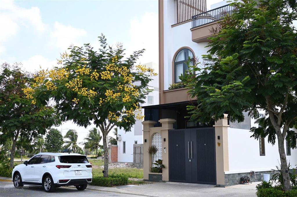 Sỡ hữu ngay đất nền ngay eco retreat chỉ nhỉnh 2 tỷ  90m2đã có sổ  không gian xanh  0817 066 ***