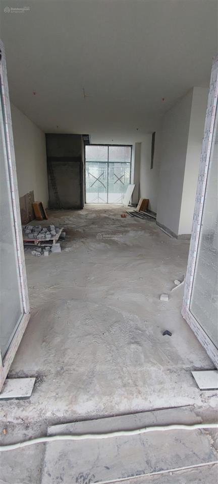 Tuyến đường thương mại sôi động  shophouse mặt tiền block a 86m2 gần q1 và q5 trả trước 30%