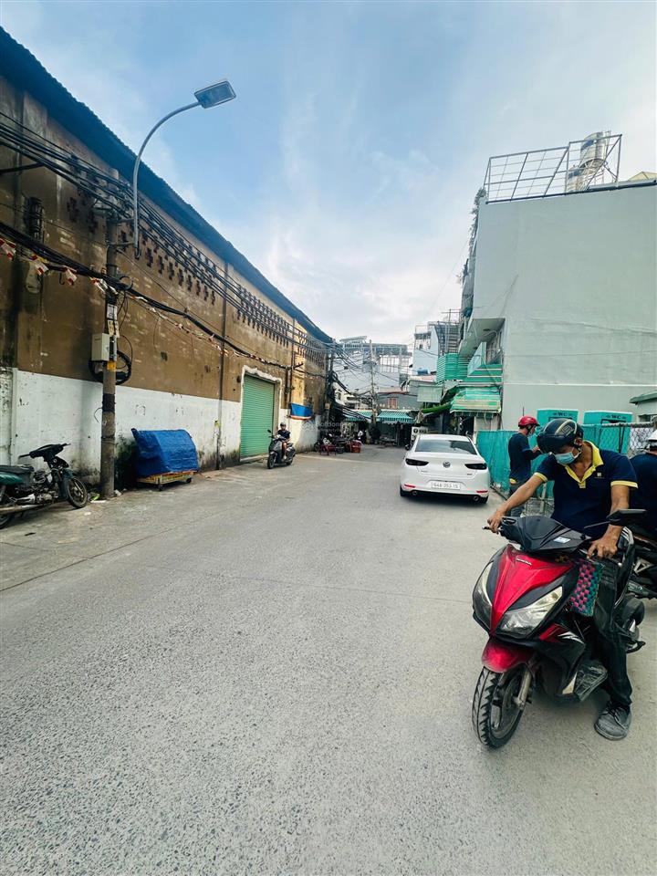 Cơ hội đầu tư shophouse mặt tiền bến bình đông dòng tiền mỗi thángnhiều ưu đãi sở hữu lâu dài