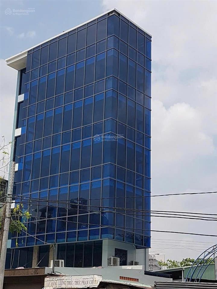 Tòa nhà đẹp cho thuê mặt tiền đường lớn