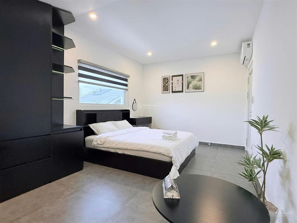 Villa đẹp, sang trọng cho thuê quận 2