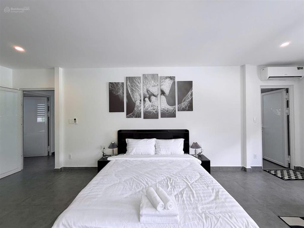 Villa đẹp, sang trọng cho thuê quận 2