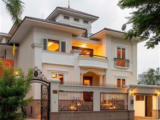 Cho thuê villa cưch phẩm tại quận 2