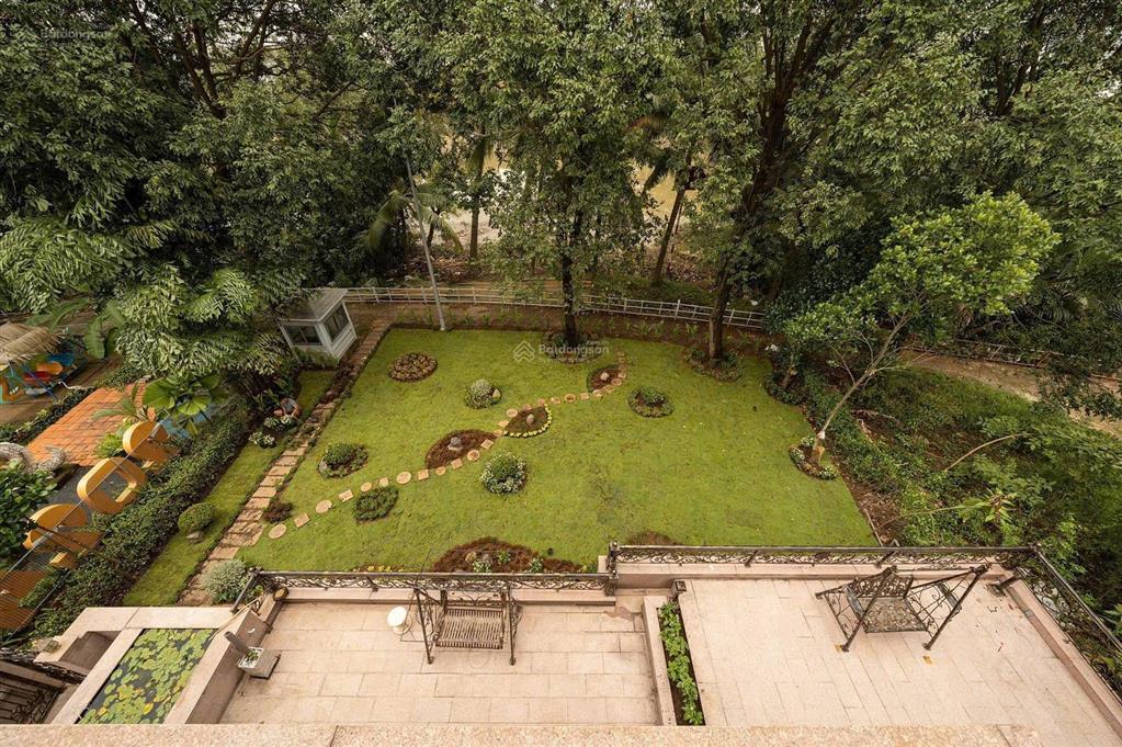 Cho thuê villa cực phẩm tại quận 2