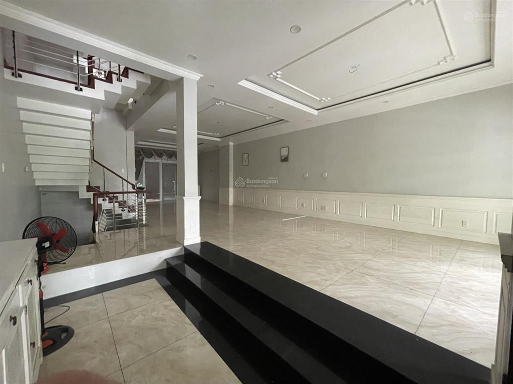 Cho thuê villa saigon pearl phường 22 quận bình thạnh