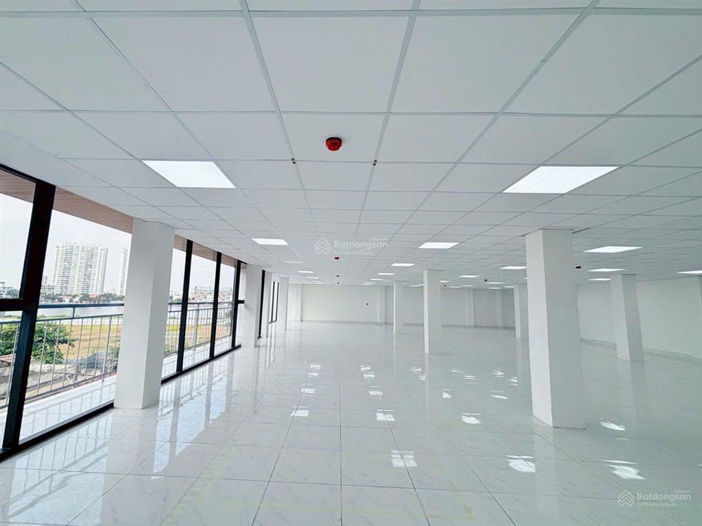 Cho thuê tòa nhà 77 nguyễn hữu cảnh quận bình thạnh