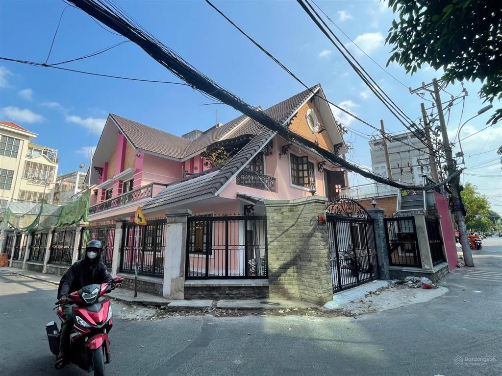 Cho thuê nhà góc 3 mặt tiền nguyễn văn trỗi, p. 8, q. phú nhuận