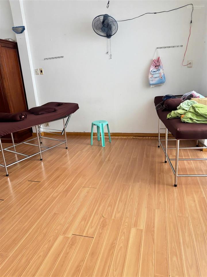 Bán nhà hẻm đẹp đường ba tháng hai quận 10