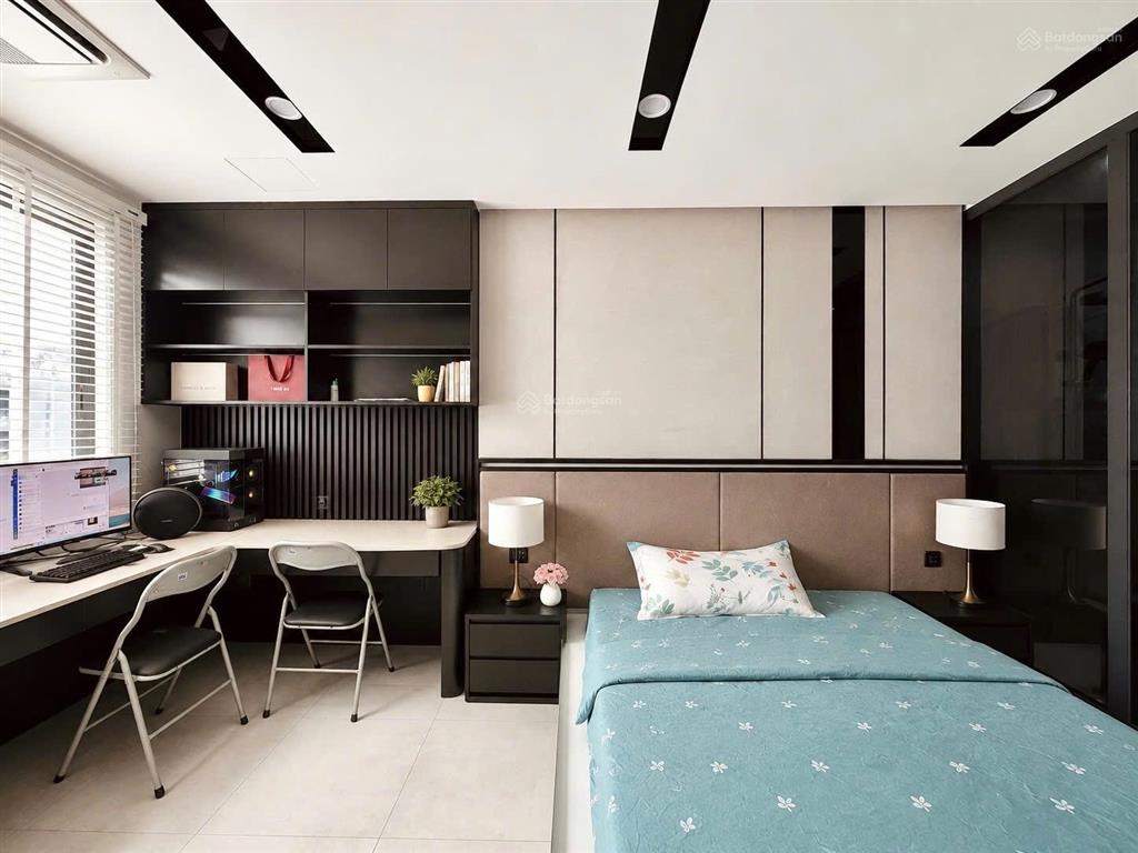 Chính chủ cần bán nhà trần bình trọng bình thạnh nhà đẹp 5 tầng + lửng hẻm xe hơi khu