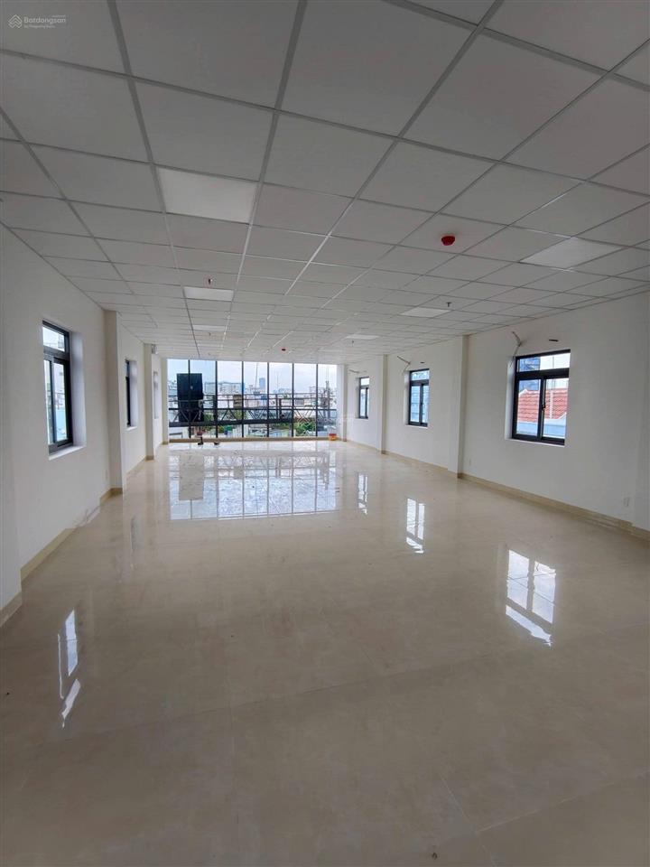Cho thuê tòa nhà cao cấp 33 xuân thủy, thảo điền